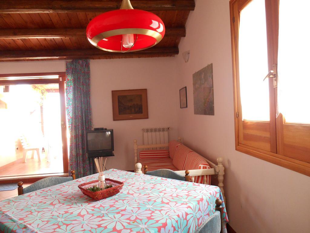 Casa Vacanze La Terrazza Sul Golfo カステッランマーレ・デル・ゴルフォ エクステリア 写真