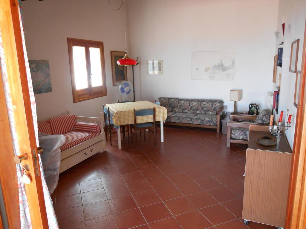 Casa Vacanze La Terrazza Sul Golfo カステッランマーレ・デル・ゴルフォ エクステリア 写真